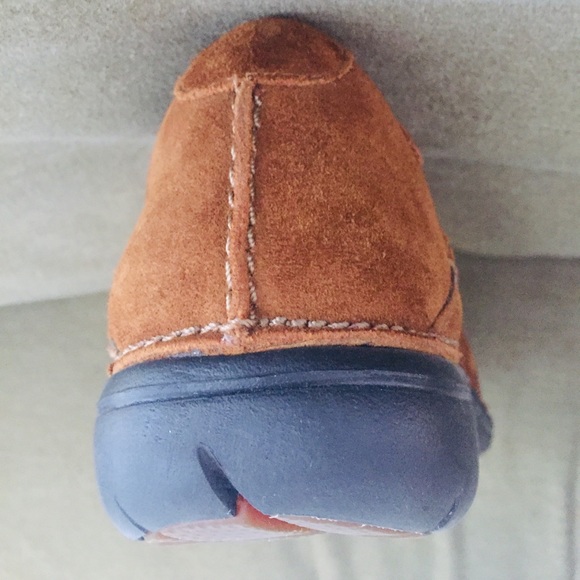 Clarks Brown Suede Shoes - Picture 5 of 6